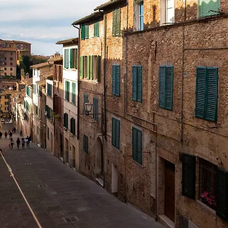 Cozy Apartment In The Heart Of Siena Exterior photo